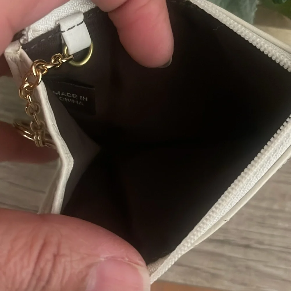 Coach Hamptons Embossed Stitched Signature  Leather Card Case with Keyring